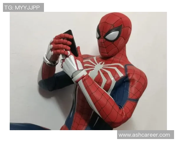 蜘蛛侠足球星人仔挂件玩具创意设计精美礼品收藏品限量版潮流饰品