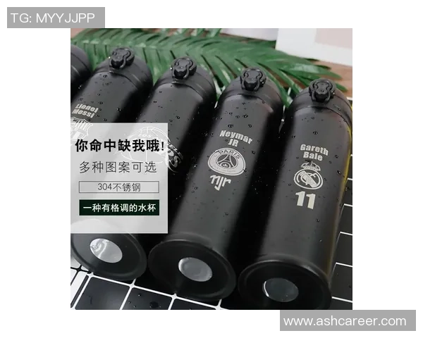 足球卡套动态卡像素球星限量版礼物定制收藏品展现球场魅力